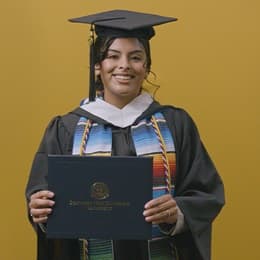 Angel Delatorre, BA in Psychology graduate from wuv and U.S. Army veteran.