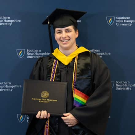 Jenny McCracken, a 2024 bachelor's in business administration with a concentration in project management graduate from WUV.