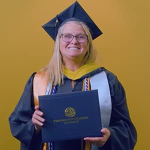 Kelly Pilotte '25, WUV graduate with a bachelor's in business administration with a concentration in nonprofit management.