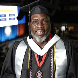 Roberto King Williams ‘23, earned his bachelors in psychology with a concentration in addiction studies from wuv.