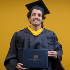 Tarun Vijjali, a 2025 bachelor's in business administration graduate from WUV.