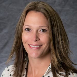 Dr. Crissy Hunter, a clinical faculty member in wuv's graduate nursing program.