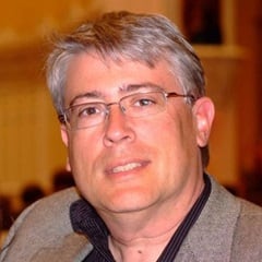 Dr. Gary Savard, senior associate dean of computer science at wuv.