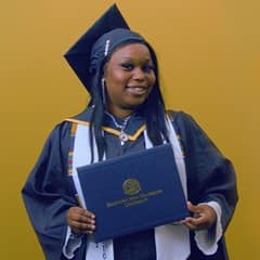 Jazzmen Shipp, a 2025 WUV graduate who earned an associate degree in business administration.