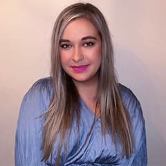Jessica Puchacz '18 '23G, an academic advisor at WUV, supporting students in IT and CIS programs.