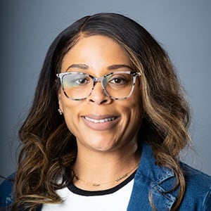 Dr. Jolivette Wallace, senior associate dean of online product health at wuv.