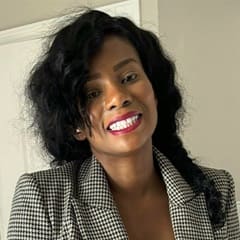Kenya Miller, an WUV student earning a bachelor's in business administration with a concentration in organizational leadership.