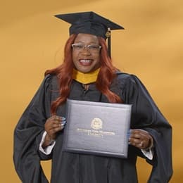 Lilian Ongaki, a 2024 WUV graduate who earned her master's degree in healthcare administration.