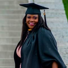 Nalisha Varnado '18, bachelor's in IT with a concentration in cybersecurity graduate from wuv.