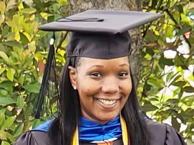Latisha Aguilar, a 2021 graduate from WUV with a bachelor's in psychology