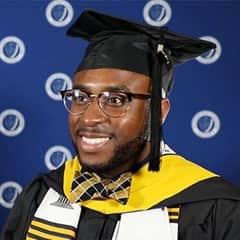 Rakia Green '23G, master's in healthcare administration graduate from WUV.