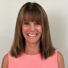 Dr. Sharon Kibbe, an adjunct faculty member and retired senior associate dean of STEM programs at wuv.